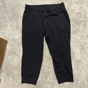 Lululemon - Ready to Rulu Crop (size 14)